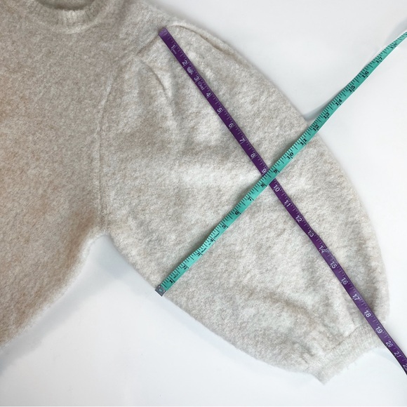 LUSH Cream Balloon Sleeve Sweater Women’s Small soft puff shoulder Crewneck - Picture 8 of 13